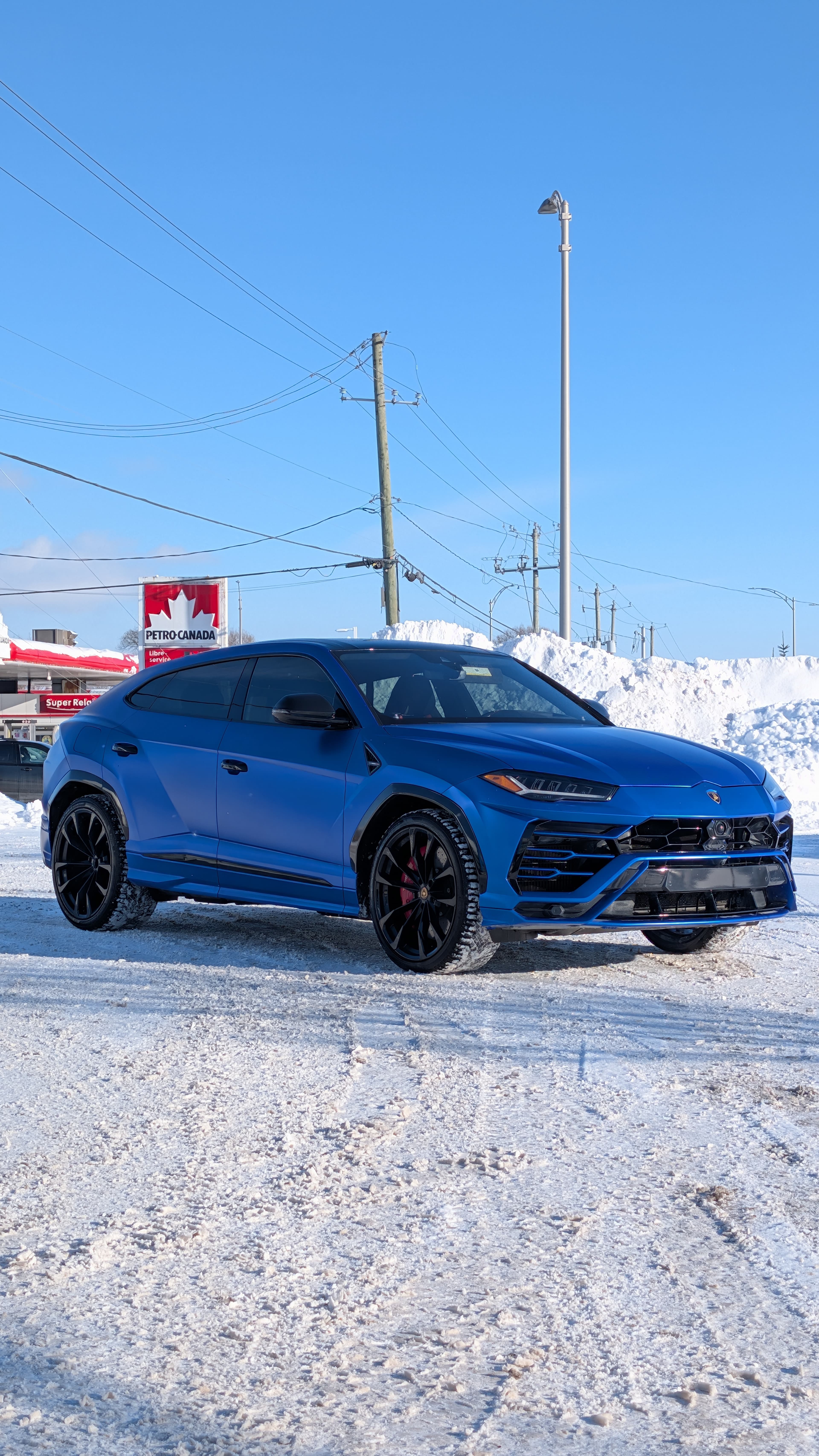 Lamborghini Urus bleu